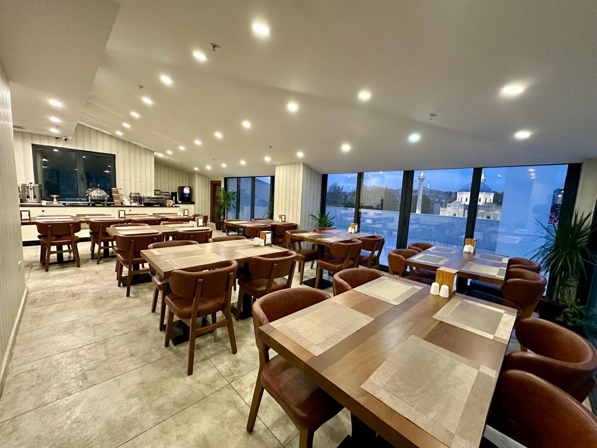 Istanbul Midpoint Hotel Экстерьер фото