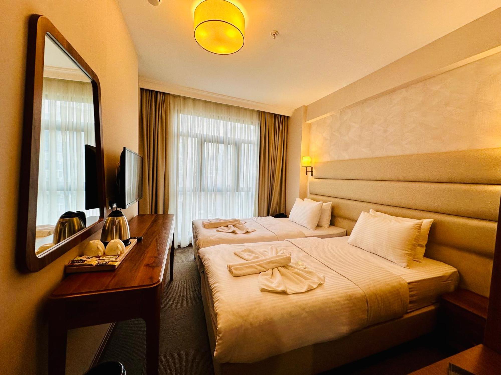 Istanbul Midpoint Hotel Экстерьер фото