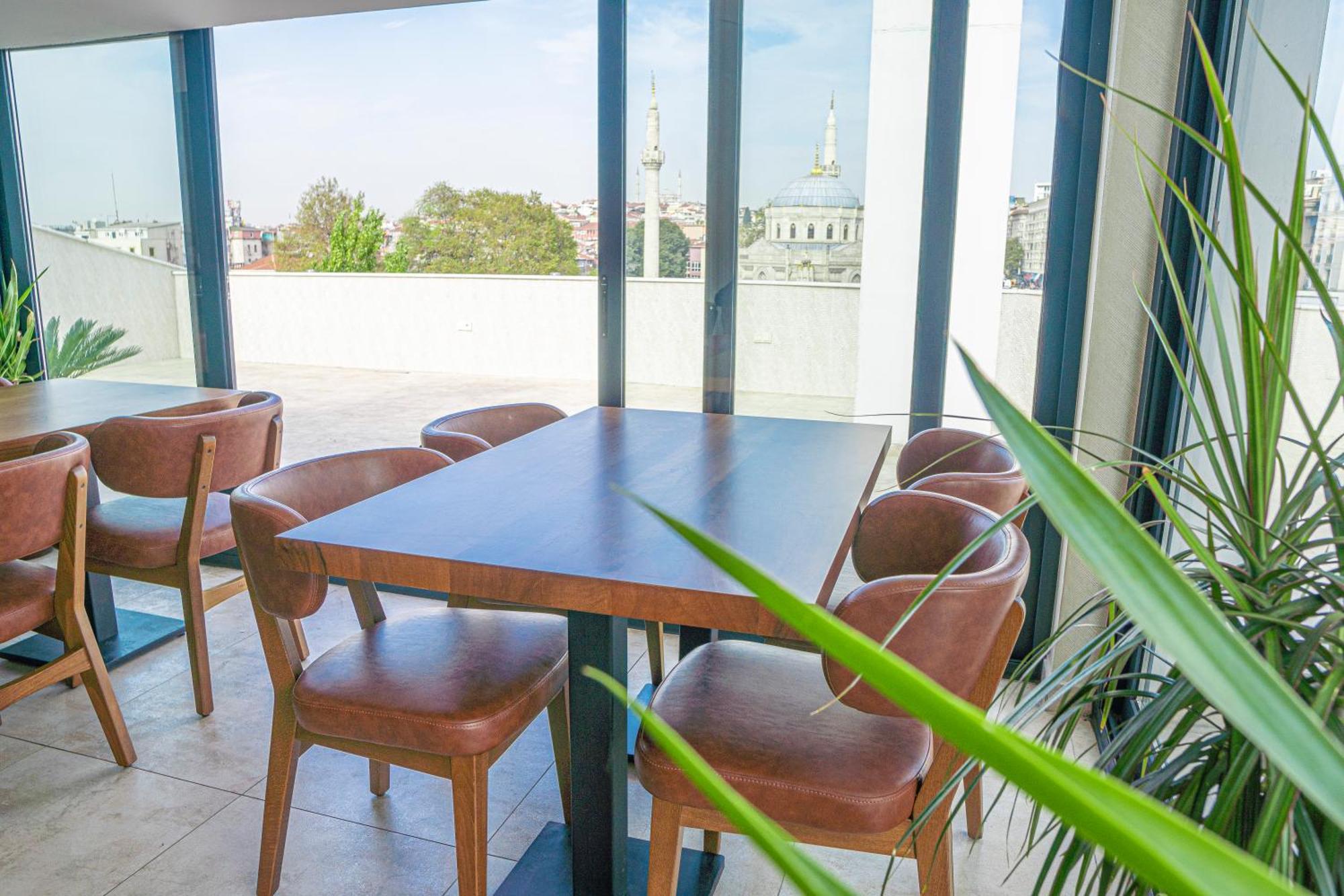 Istanbul Midpoint Hotel Экстерьер фото